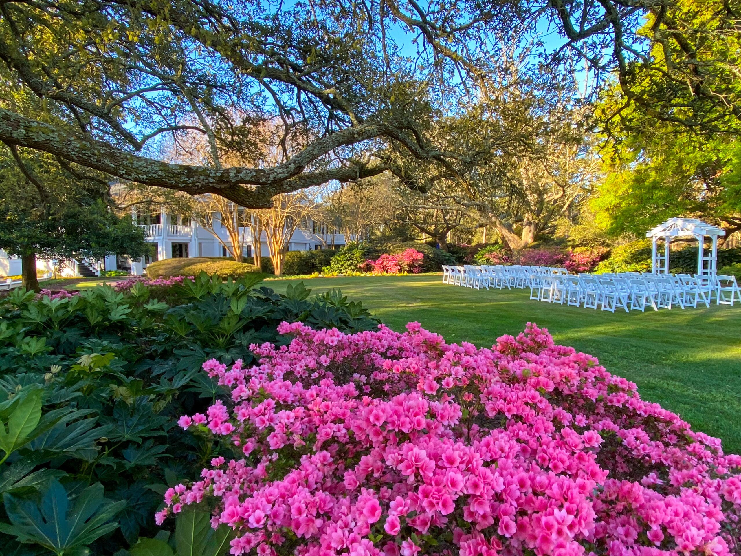 LItchfield Country Club Courtyard
